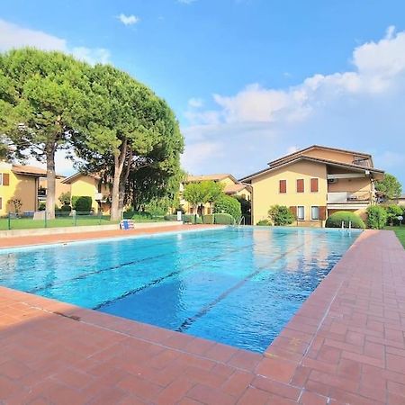 Europa Pool Apartment Bardolino Exteriör bild