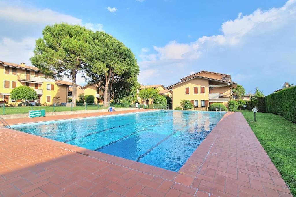Europa Pool Apartment Bardolino Exteriör bild