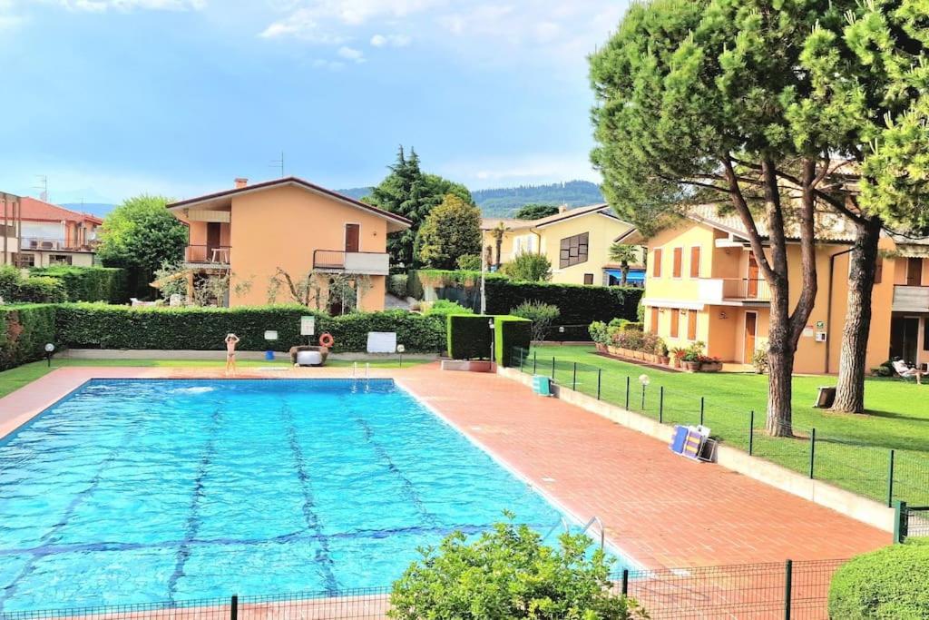 Europa Pool Apartment Bardolino Exteriör bild